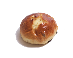 レーズンパン 130円:甘酸っぱいレーズンの入ったふわふわロールパン。バターと砂糖を上にかけて焼き上げます。